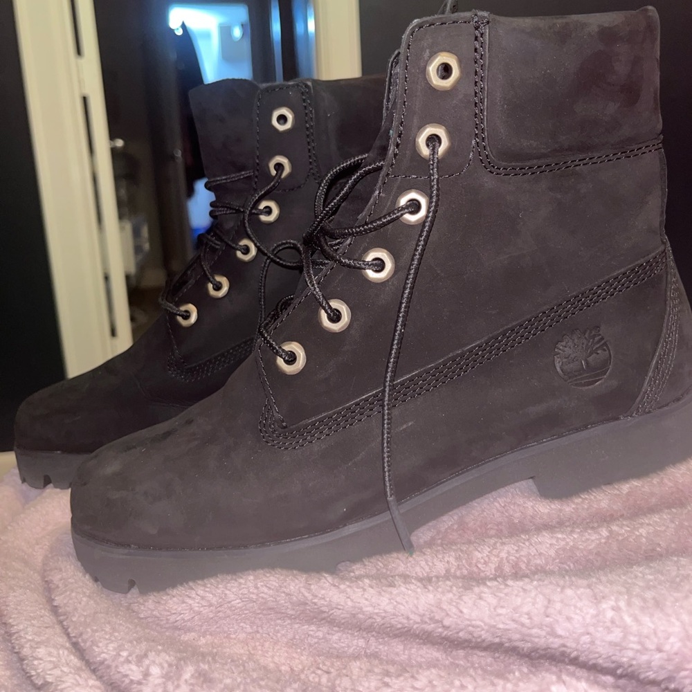 Timberlake black boots size 8.5